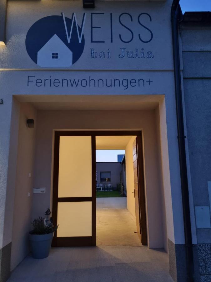 Haus Weiss Bei Julia Daire Sankt Andrä bei Frauenkirchen Dış mekan fotoğraf